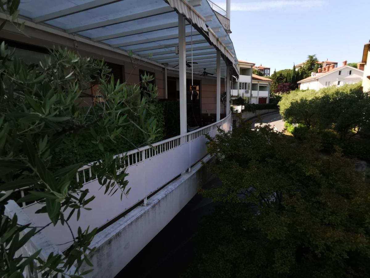 Ferienwohnung Portofino App Izola Exterior foto